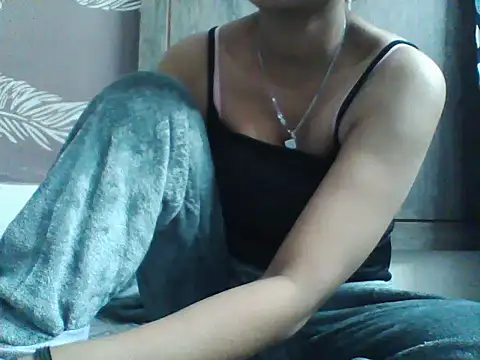 Snapshot of shalini_fire chatting on November 2025 11:10:02 AM shalini fire online show from November 2025 11:10:02 AM