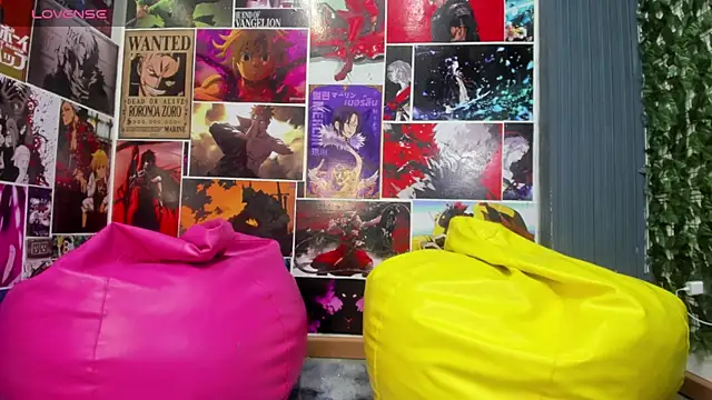 Snapshot of Jeffry_wolvess chatting on February 2025 12:16:01 PM Jeffry wolvess online show from February 2025 12:16:01 PM