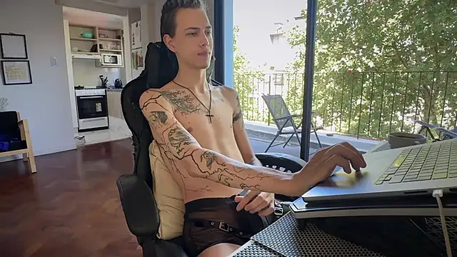 Den BlueXx online show from March 2026 05:50:01 PM