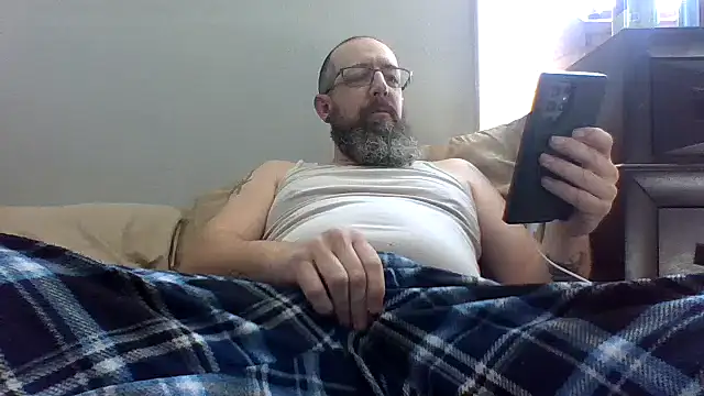 Snapshot of Huskers2020 chatting on February 2025 06:21:01 PM Huskers2020 online show from February 2025 06:21:01 PM