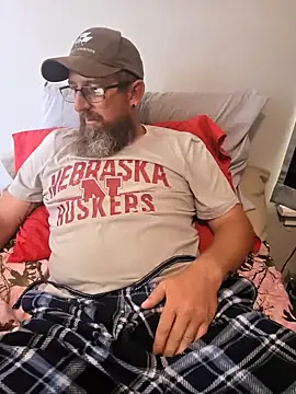 Snapshot of Huskers2020 chatting on October 2025 05:45:01 PM Huskers2020 online show from October 2025 05:45:01 PM