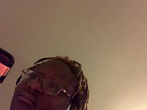 Snapshot of BigKittyRaven chatting on December 2024 04:34:02 AM BigKittyRaven online show from December 2024 04:34:02 AM