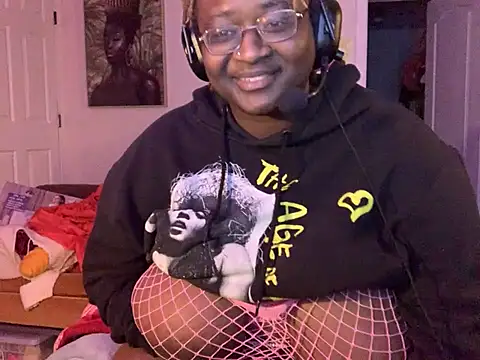 Snapshot of BigKittyRaven chatting on February 2025 07:16:02 AM BigKittyRaven online show from February 2025 07:16:02 AM