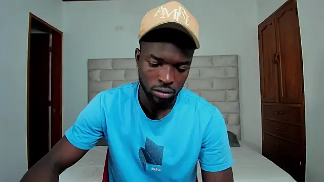 Snapshot of Dylan_Taylor chatting on November 2025 12:22:01 PM Dylan Taylor online show from November 2025 12:22:01 PM