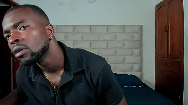 Snapshot of Dylan_Taylor chatting on November 2025 12:27:02 PM Dylan Taylor online show from November 2025 12:27:02 PM