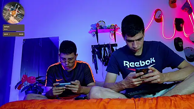 Snapshot of Nymphobuddies chatting on December 2024 11:18:02 PM Nymphobuddies online show from December 2024 11:18:02 PM