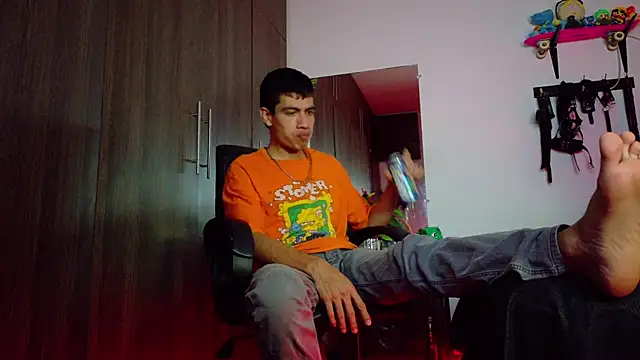 Snapshot of Nymphobuddies chatting on January 2025 04:16:02 AM Nymphobuddies online show from January 2025 04:16:02 AM