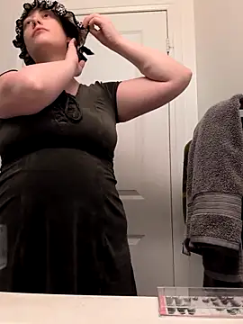 Twitchtheclownn online show from December 2025 08:38:01 PM