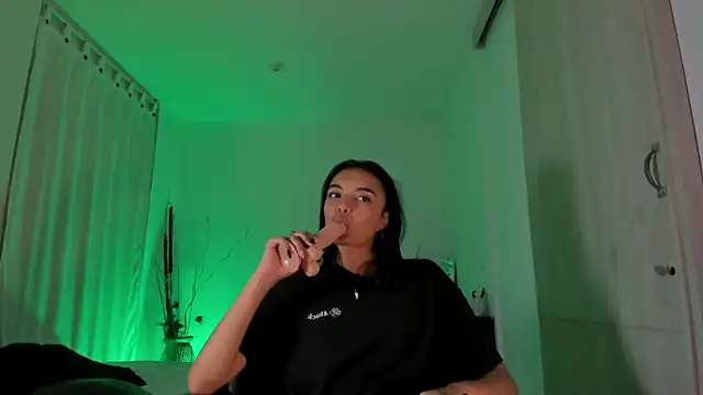 AnabelWolf online show from February 2025 12:40:02 AM