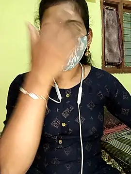 Snapshot of Tamil_Shalini_Lustyy chatting on January 2025 02:15:02 PM Tamil Shalini Lustyy online show from January 2025 02:15:02 PM