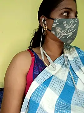 Snapshot of Tamil_Shalini_Lustyy chatting on January 2025 05:32:01 PM Tamil Shalini Lustyy online show from January 2025 05:32:01 PM