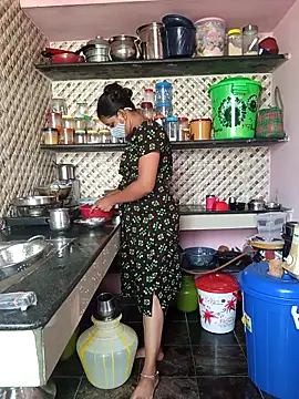 Snapshot of Tamil_Shalini_Lustyy chatting on September 2025 05:07:01 AM Tamil Shalini Lustyy online show from September 2025 05:07:01 AM