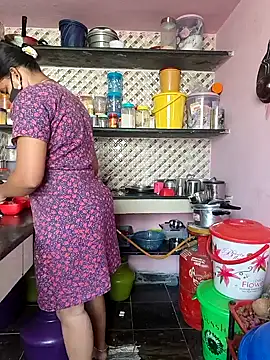 Snapshot of Tamil_Shalini_Lustyy chatting on October 2025 06:34:01 AM Tamil Shalini Lustyy online show from October 2025 06:34:01 AM