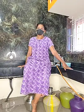 Snapshot of Tamil_Shalini_Lustyy chatting on November 2025 01:05:01 AM Tamil Shalini Lustyy online show from November 2025 01:05:01 AM