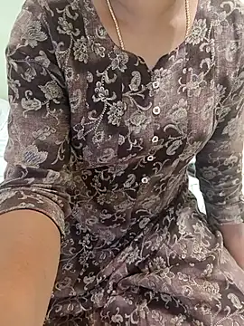 Snapshot of Tamil_Shalini_Lustyy chatting on December 2025 05:35:02 AM Tamil Shalini Lustyy online show from December 2025 05:35:02 AM