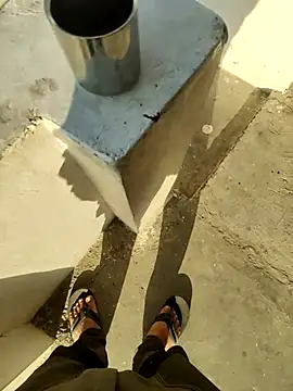 Snapshot of shale26 chatting on March 2025 02:23:02 AM shale26 online show from March 2025 02:23:02 AM