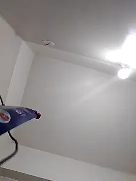 Snapshot of samee00721 chatting on February 2025 03:32:02 AM samee00721 online show from February 2025 03:32:02 AM