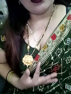 Snapshot of Mayuri77 chatting on November 2025 06:45:02 AM Mayuri77 online show from November 2025 06:45:02 AM