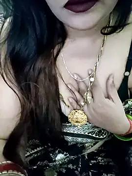 Snapshot of Mayuri77 chatting on November 2025 05:08:01 PM Mayuri77 online show from November 2025 05:08:01 PM