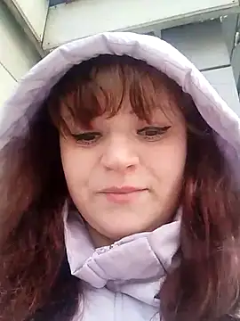 Eva Florence online show from December 2024 11:29:01 AM