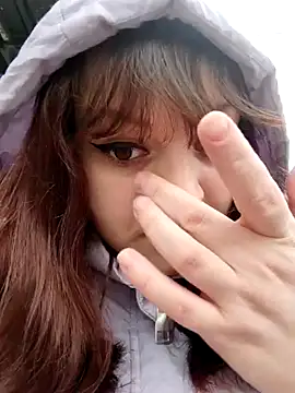 Eva Florence online show from January 2025 11:09:02 AM