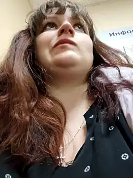 Eva Florence online show from February 2025 02:37:01 PM