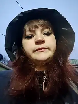 Eva Florence online show from February 2025 04:43:01 AM