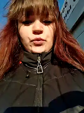 Eva Florence online show from February 2025 12:47:02 PM