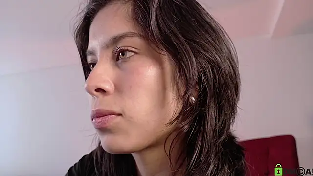 lia  Suummer online show from September 2025 05:36:01 PM