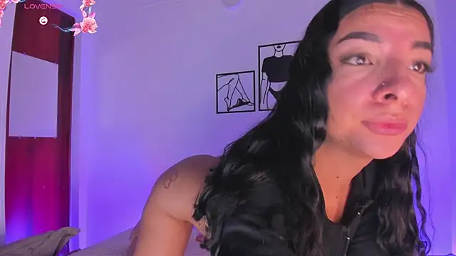 Snapshot of 777AylinZ chatting on November 2025 11:32:01 AM 777AylinZ online show from November 2025 11:32:01 AM