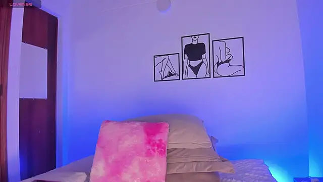 Snapshot of 777AylinZ chatting on November 2025 10:37:01 AM 777AylinZ online show from November 2025 10:37:01 AM