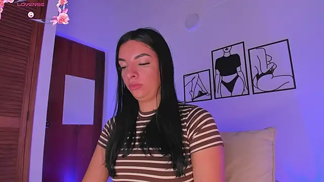 Snapshot of 777AylinZ chatting on November 2025 11:09:02 AM 777AylinZ online show from November 2025 11:09:02 AM