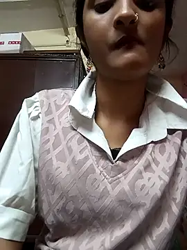 Snapshot of BabySlimmy10 chatting on March 2025 10:49:01 PM BabySlimmy10 online show from March 2025 10:49:01 PM