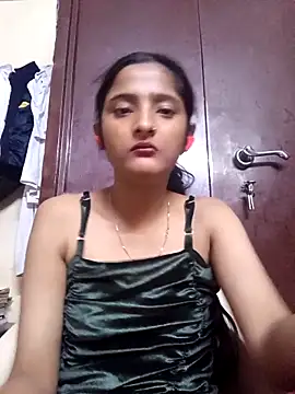 Snapshot of BabySlimmy10 chatting on December 2025 06:38:01 PM BabySlimmy10 online show from December 2025 06:38:01 PM