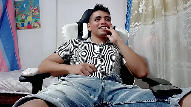 danilo302209 online show from February 2025 05:04:01 PM