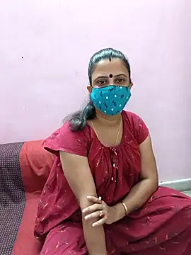 Snapshot of Cute-manisha chatting on March 2025 03:07:02 PM Cute-manisha online show from March 2025 03:07:02 PM