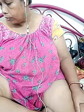 Hotty-rumi online show from November 2025 04:40:02 PM