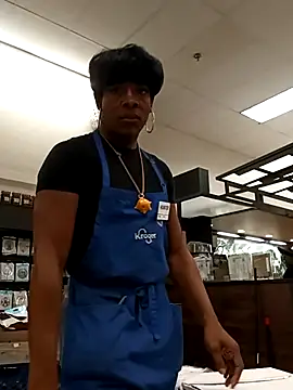 Snapshot of kobrashekyng chatting on October 2025 03:02:01 PM kobrashekyng online show from October 2025 03:02:01 PM