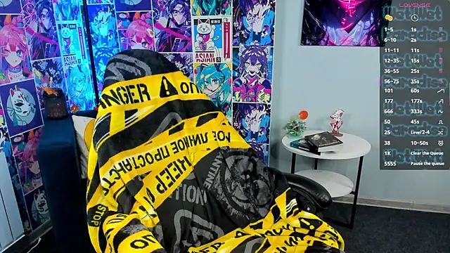 Bonni Meiz online show from November 2025 01:28:02 AM