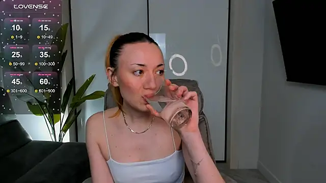 Maddy Garcia online show from February 2025 12:43:01 AM