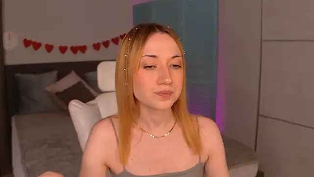 Maddy Garcia online show from March 2025 08:32:02 PM