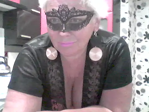 Lisa Suzie online show from January 2026 01:57:01 PM
