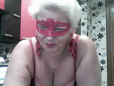 Lisa Suzie online show from January 2026 01:05:02 PM