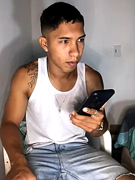 Snapshot of maximo_vega_newv chatting on December 2025 03:07:02 PM maximo vega newv online show from December 2025 03:07:02 PM