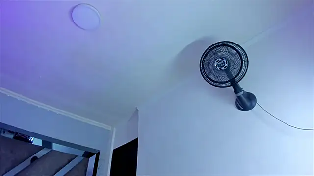 Snapshot of AlliJadid chatting on February 2025 01:49:02 PM AlliJadid online show from February 2025 01:49:02 PM