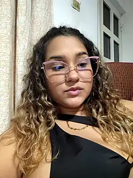 BrendaGirs online show from November 2025 03:16:02 AM