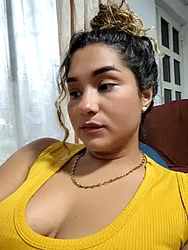 BrendaGirs online show from November 2025 02:22:02 AM