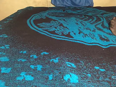 manuamador online show from February 2025 03:50:01 AM