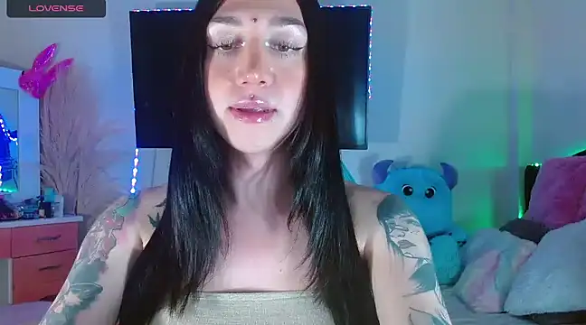 Snapshot of karla_zambrano chatting on December 2024 10:22:01 PM karla zambrano online show from December 2024 10:22:01 PM