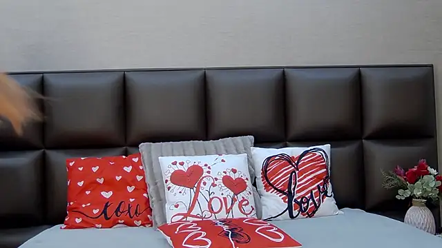 FoxyJoy online show from February 2026 09:11:01 PM